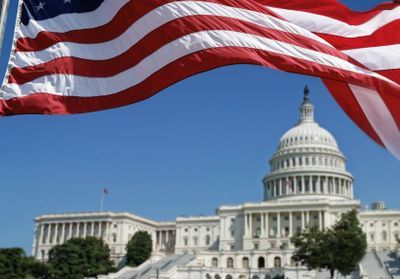 États-Unis : les sénateurs proposent une loi pour restreindre l'accès aux armes à feu