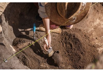 Femme enterrée sur un « lit de sirène » il y a plus de 2 000 ans : ce que l'on sait