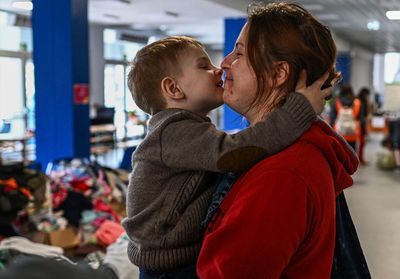 Guerre en Ukraine/: une Niçoise traverse six pays pour retrouver son fils de 2 ans