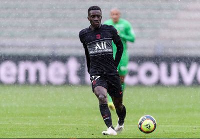 Homophobie dans le football : l'embarrassante absence d'Idrissa Gueye