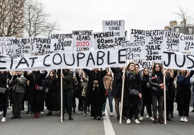 Journée internationale des droits des femmes : Adèle Haenel et Céline Sciamma présentes à la marche