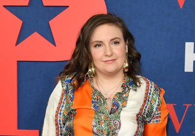 Lena Dunham : comment l'endométriose lui a fait aimer son corps