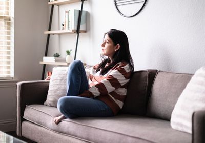 Les gens vous trouvent-ils ennuyeuse ? Une étude répond