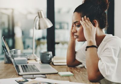 Les stagiaires, boucs émissaires favoris des réseaux sociaux
