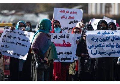 « Nous nous battrons pour nos droits jusqu'au bout »: des femmes manifestent à Kaboul