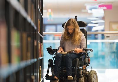 #NousEtudiantEsHandiEs : sur Twitter, ils racontent la difficulté d'être étudiant et handicapé