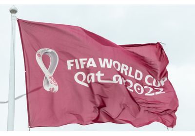 Pas de jupes courtes ni d'épaules dénudées : le Qatar dévoile les règles que devront suivre les supportrices de la Coupe du Monde