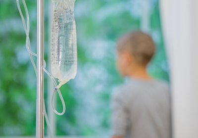 Royaume Uni : un traitement contre la leucémie offre une rémission éclair à une adolescente