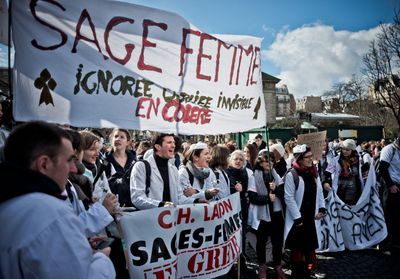 Sages-femmes en grève : « On vous fait naître, il faut nous reconnaître »