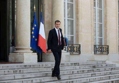 Sécurité Sociale : Olivier Véran promet un milliard d'euros supplémentaire pour financer la dépendance
