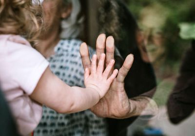 Selon l'ONU, la pandémie souligne les discriminations fondées sur l'âge