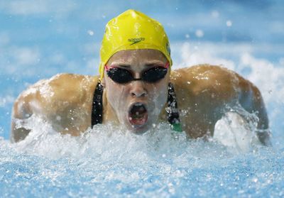 Sexisme : la nageuse olympique Maddie Groves renonce aux JO