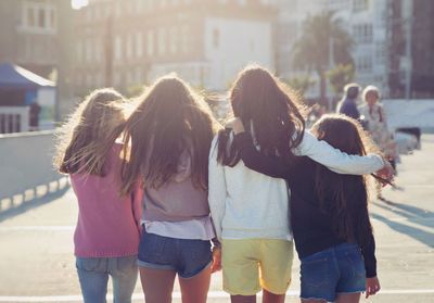 Sexisme : retour sur le #Lundi14septembre des collégiennes et lycéennes