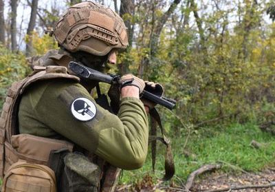 « Snipers » ou « saboteuses » : Wagner veut envoyer des femmes combattre en Ukraine