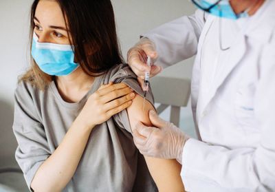 Syndrome de Parsonage-Turner : quel est cet effet secondaire du vaccin Pfizer ?