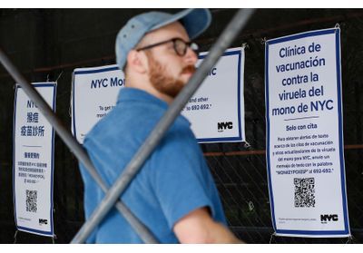 Variole du singe : à New York, longues files d'attente pour se faire vacciner