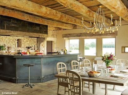 Habiteriez-vous dans cette superbe bastide provençale ? - Elle Décoration