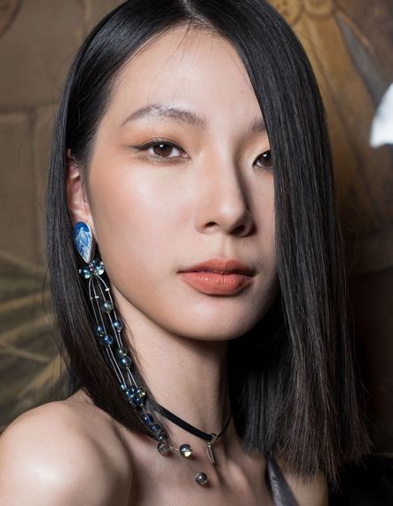 Mascara : cette technique permet d’obtenir un effet smoky eye sans fard à paupières