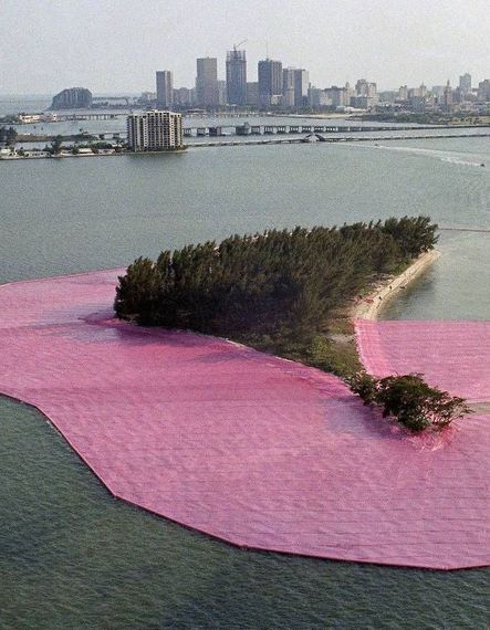 Christo : ses 5 œuvres qui nous emballeront toujours