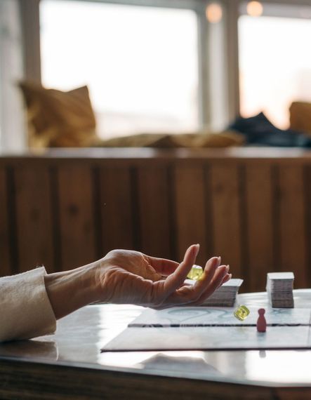 12 jeux de société à (re)découvrir en famille cet été 