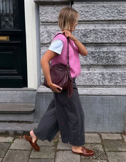 Élégante et facile à porter, cette teinte va détrôner le noir sur nos accessoires cet automne