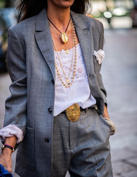 20 bijoux dorés pour illuminer son look