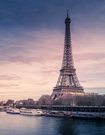 Grève à la Tour Eiffel : Messieurs, c’est exactement comme ça qu’on devient des alliés
