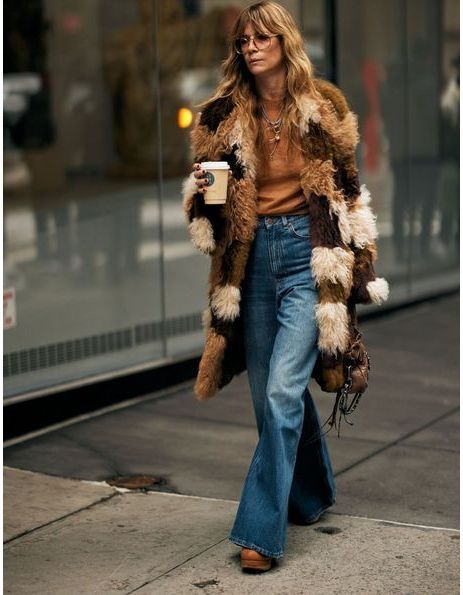 15 jeans flare qui flattent la silhouette 