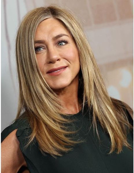 Jennifer Aniston : son compagnon Jim Curtis se livre sur son histoire d’amour avec l’actrice