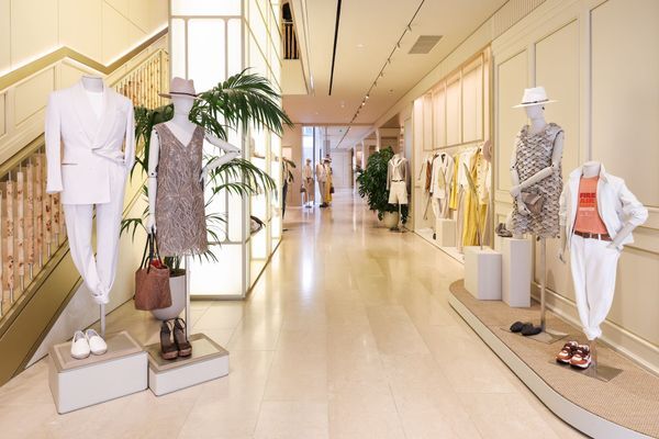 Brunello Cucinelli rue Saint Honoré new boutique (6) Brunello Cucinelli rue Saint Honoré new boutique (6)