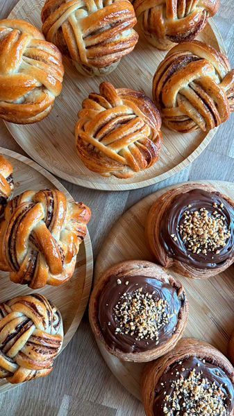 E2D57FEB-89B3-4396-B8F6-B6E89BF80F82