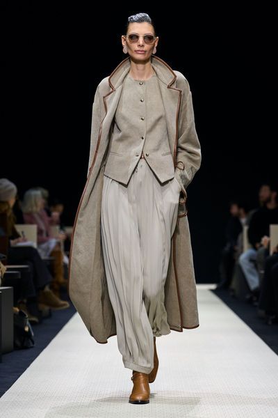 Giorgio Armani F25 012