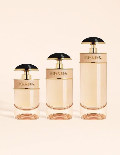 Léa Seydoux nue pour le nouveau parfum Candy Florale de Prada