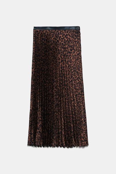 Kate Middleton : elle porte une jupe léopard Zara à 13€ - Elle