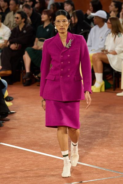 Lacoste F25 029