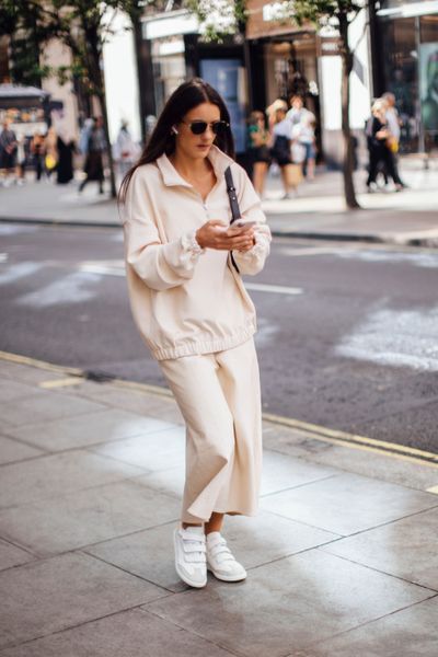 London str S24 0068