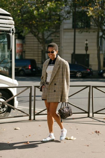 Paris str S23 3000