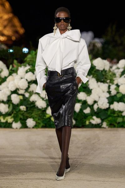 Saint Laurent S26 004