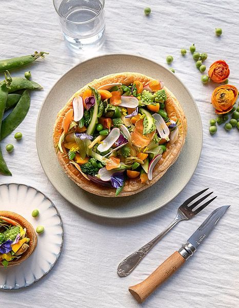 Tarte fine aux petits légumes de printemps