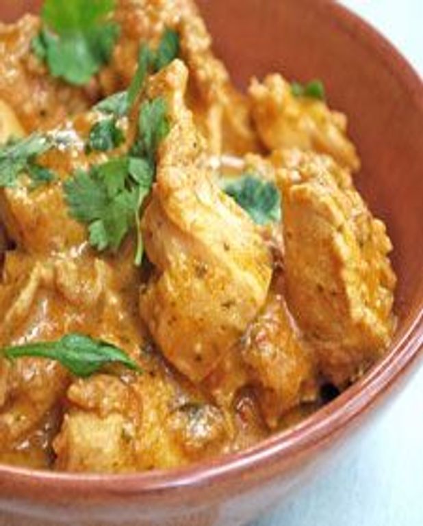 Cari de poulet aux noix de cajou pour 4 personnes Recettes Elle à Table