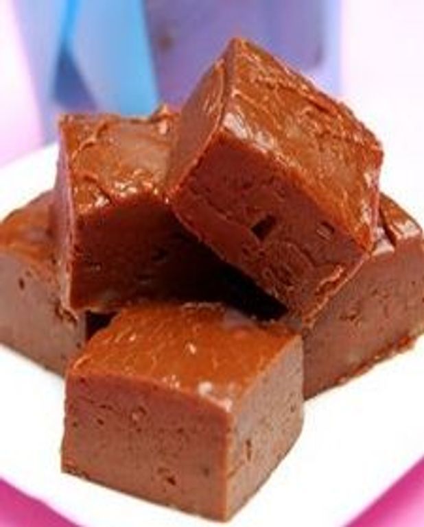 Fudge crémeux au chocolat et aux noix pour 1 personne Recettes Elle à Table Fudge crémeux au chocolat et aux noix pour 1 personne Recettes Elle à Table