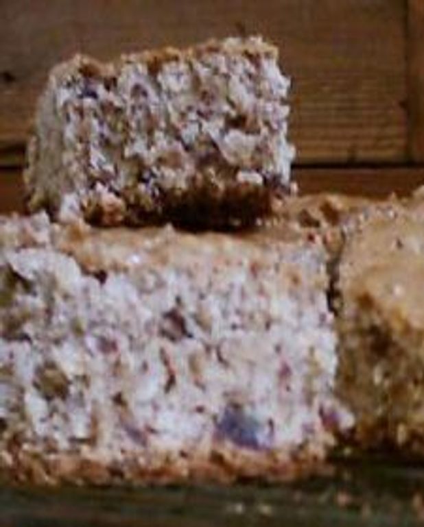 Gateau Aux Dattes Et Noix Pour 1 Personne Recettes Elle A Table