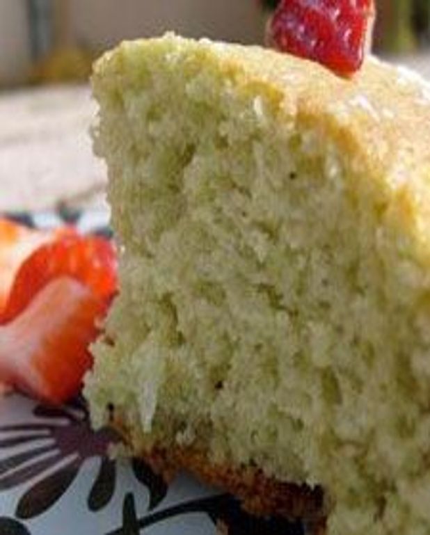 Gateau Aux Pistaches Reinvente Pour 10 Personnes Recettes Elle A Table