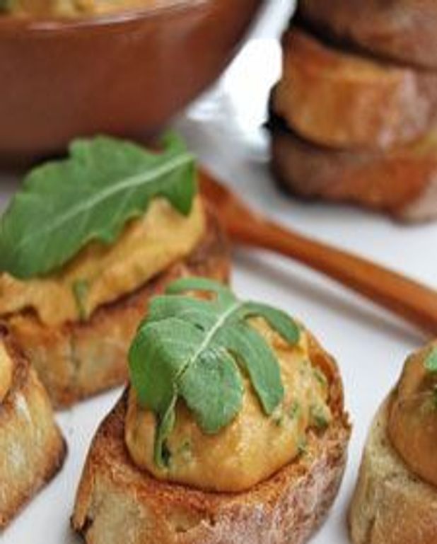 Pain grillé, haricots blancs et roquette pour 8 personnes Recettes Elle à Table