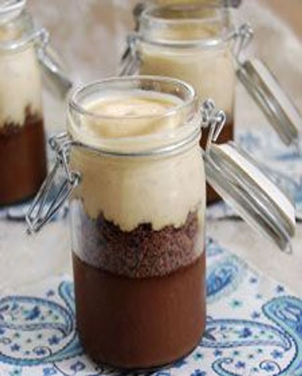 Pots de crème au chocolat, caramel et sel Maldon pour 6 personnes