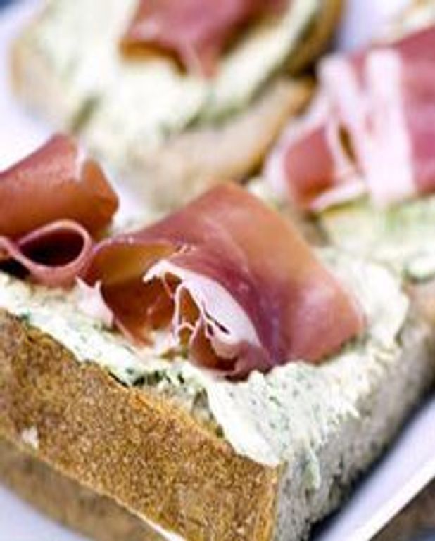 Sandwich Club A L Italienne Pour 4 Personnes Recettes Elle A Table