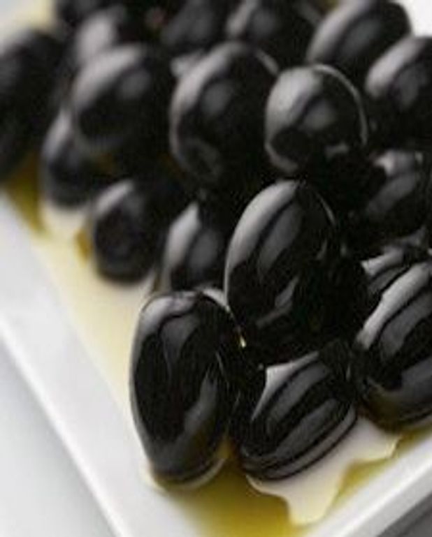 Tapenade provençale en tomates pour 4 personnes Recettes Elle à Table