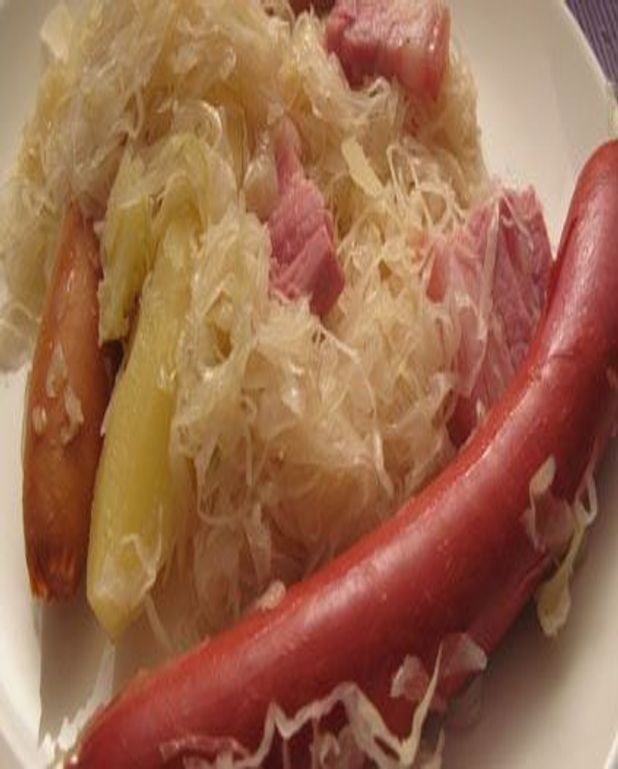 Choucroute Alsacienne Pour 4 Personnes Recettes Elle A Table