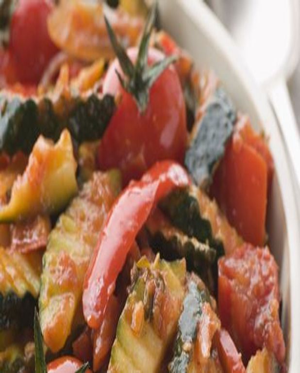 Courgettes A La Provencale Pour 6 Personnes Recettes Elle A Table