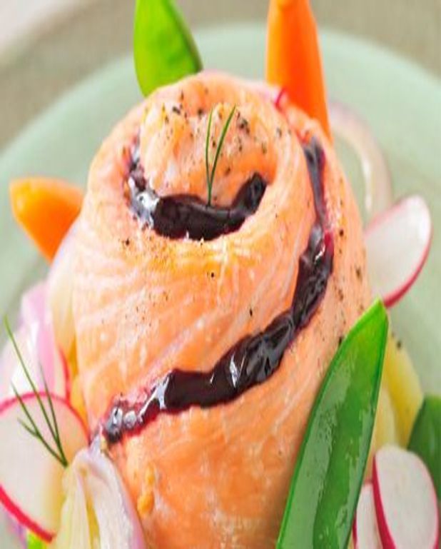 Rôti de Saumon aux Cassis et aux Oignons pour 6 personnes Recettes Elle à Table
